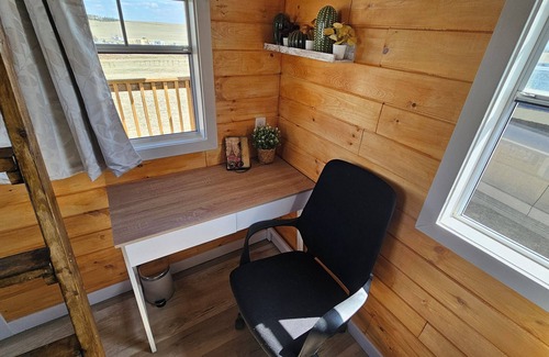 Redcliff House | The Chickadee Cabin, The Chickadee Cabin on the Hill