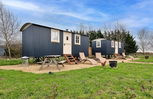 Brackley Ski Chalet | The Chicken Hut