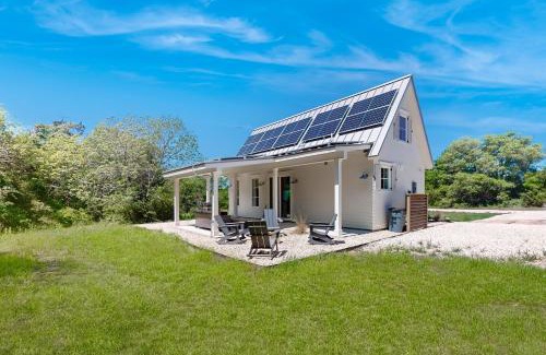Brenham House | The Christmas Hill Cottages