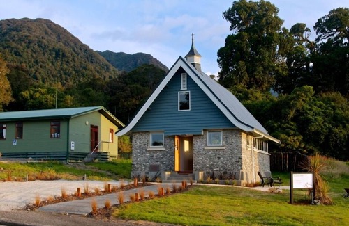 Fox Glacier House | The Church at FOX-Luxury Accommodation Fox Glacier