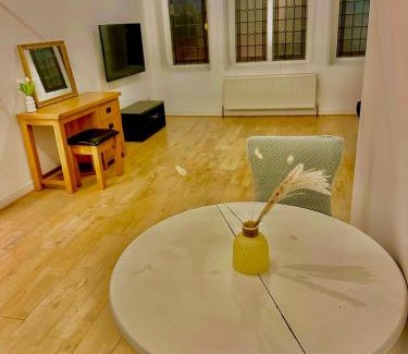 Droylsden House | The Church M