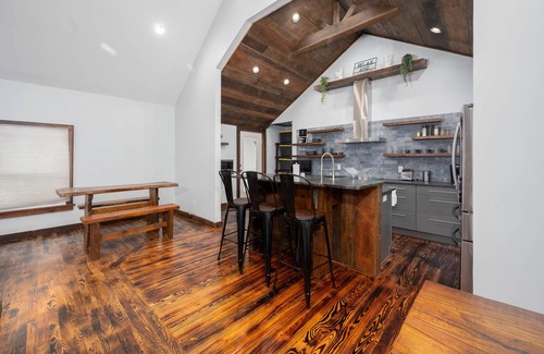 Valley Hill House | The Church