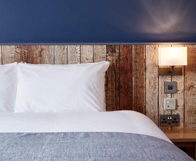 Wootton Bassett Hotel | The Churchill By Greene King Inns