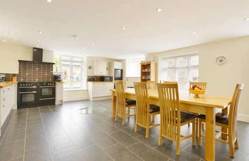 Wembury Cottage | THE CIDER BARN AT HOME FARM, pet friendly in Down Thomas