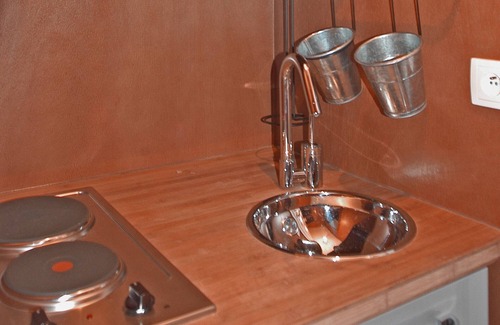 Le Mesnil-Durand Cottage | The CIRCUS ROULOTTE in the Pays d'Auge. The unusual, modern comfort