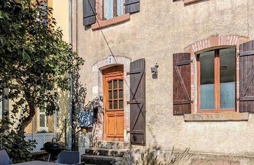 Hericourt Cottage | The City in the Countryside - Renovated Apartment in Héricourt