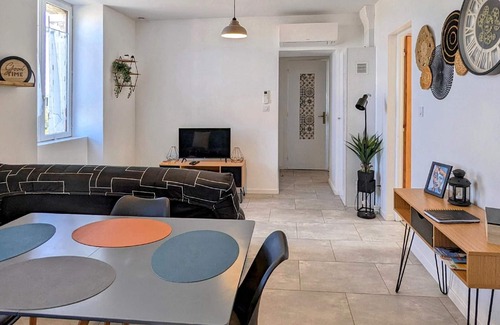 Hericourt Cottage | The City in the Countryside - Renovated Apartment in Héricourt