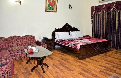 G-6 Sector House | The City Lodge