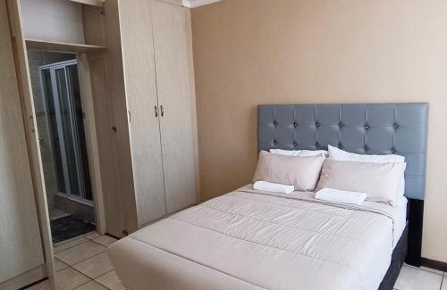 Mahikeng Apartment | The City Nest