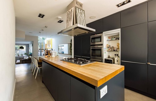 Addison Apartment | The City Singer - 3 Bedrooms with Garden in Hammersmith