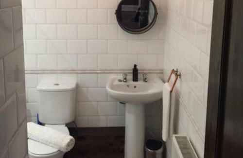 Tillicoultry Apartment | The Clacks Rustic Abode