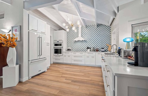 Lake Clarke Shores Villa | The Clarke Collection-Villa Flamingo - Waterfront