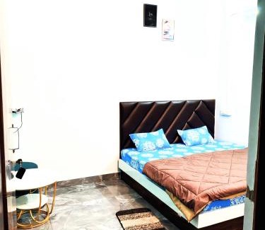 Marhi Hotel | the classic hotel