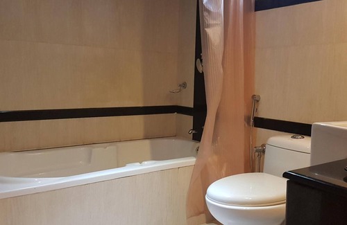 Maradu Hotel | The Classik Fort