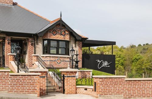 Donegal House | The Cliffe at the Quay