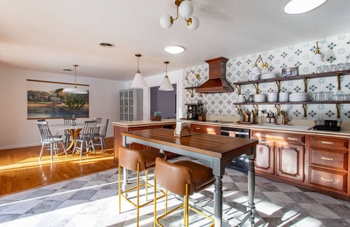 Narrowsburg Apartment | The Clock House