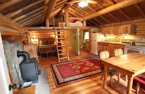 Gallatin Gateway Cabin | The closest you'll get to the Gallatin River