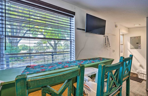 Lady Lake Apartment | The Clubhouse - Lady Lake Farm Getaway!