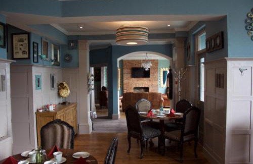 Lowestoft Bed & Breakfast | The Clyffe Hotel