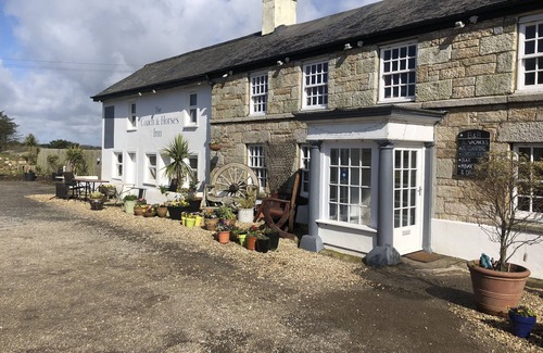 Saint Erth Praze Hotel | The Coach And Horses Inn