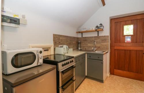 Northway Apartment | The Coach House Apartment