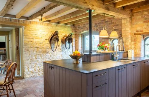 Priors Marston House | The Coach House at Holy Well