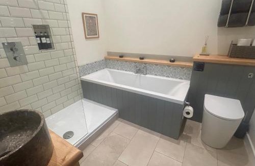 Scaynes Hill House | The Coach House at Hoods Croft