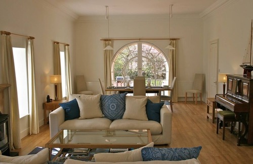 Rothesay Cottage | The Coach House at Stewart Hall