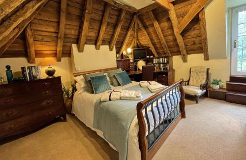 Maidstone House | The Coach House by Bloom Stays