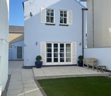 Montpellier House | The Coach House