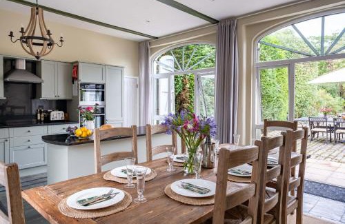 New Forest District House | The Coach House
