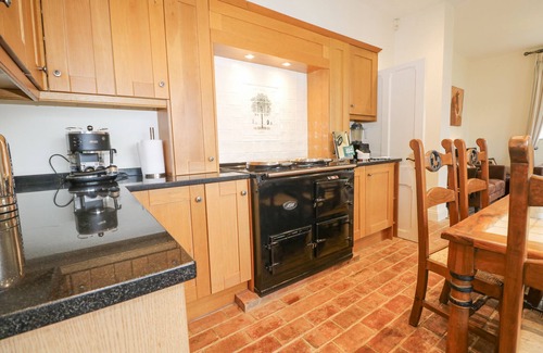 Staplefield Cottage | The Coach House