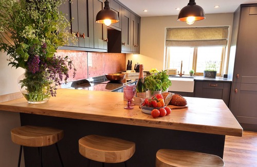 Quedgeley Cottage | The Coach House