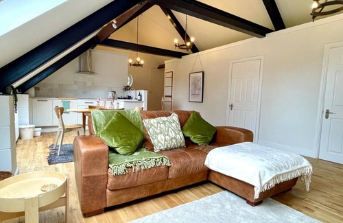 Harthill Apartment | The Coach House is nestled in the beautiful village of Harthill