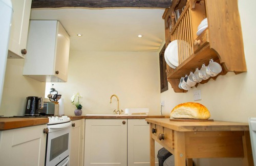 Llanllwchaiarn Cottage | The Coach House, New Quay