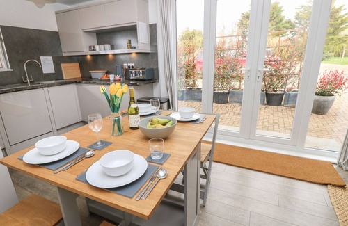 Brighstone Cottage | THE COACH HOUSE, pet friendly, with a garden in Brighstone