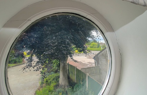 Newcastle-Under-Lyme House | THE COACH HOUSE, pet friendly, with a garden in Baldwin's Gate