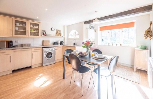 Reydon House | The Coach House, Reydon (Recently refurbished 2024)