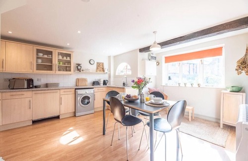Reydon House | The Coach House, Reydon (Recently refurbished 2024)
