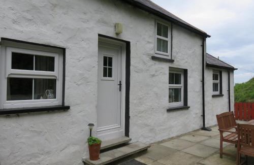 Glenariff Apartment | The Coach House Self Catering Apartments