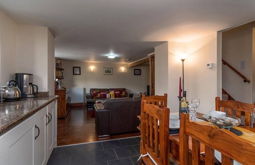 Penmachno Cottage | The Coach House - Two Bedroom Cottage, Sleeps 4