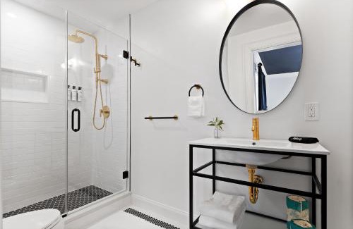 Salem Hotel | The Coach House