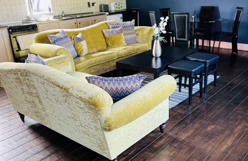 Spanish Point House | The Coast Lodge