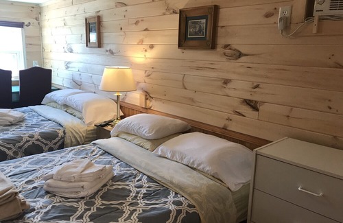 Cape Tormentine Cabin | The Coastal Cabins- Cabin # 3 - walking minutes from the sandy beach