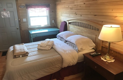 Cape Tormentine Cabin | The Coastal Cabins- Cabin # 2 - walking minutes from the sandy beach