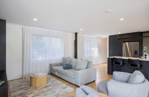 Waitarere Beach House | The Coastal Nest - Waitarere Beach Holiday Home