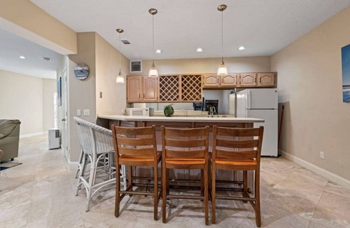 South Ponte Vedra Beach Apartment | The Coastal Splendor