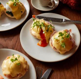 Newbury Hotel | The Coat and Bear - A Heartwood Inn