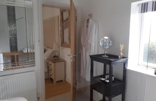 Pershore Bed & Breakfast | The Cobblers Bed and Breakfast