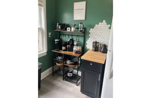 Lakewood House | The Coffeehouse - Lakewood 2 Bdm Stay